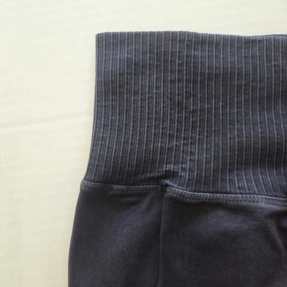 Free People High-Rise 7/8 Length Good Karma Leggings Navy Size M/L - Picture 4 of 6